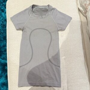 LULULEMON swiftly tech (size:0) barely worn, great condition!